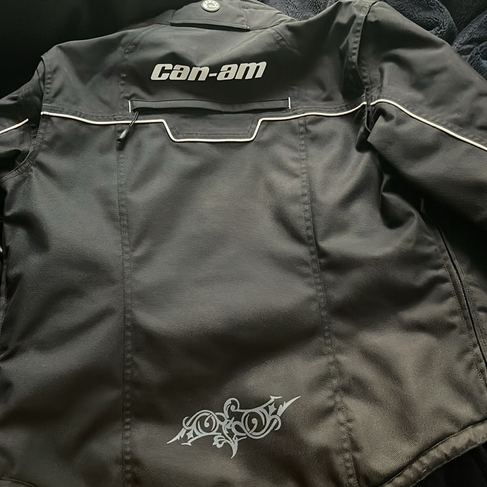 Can-Am RPM waterproof jacket - Picture 7 of 8